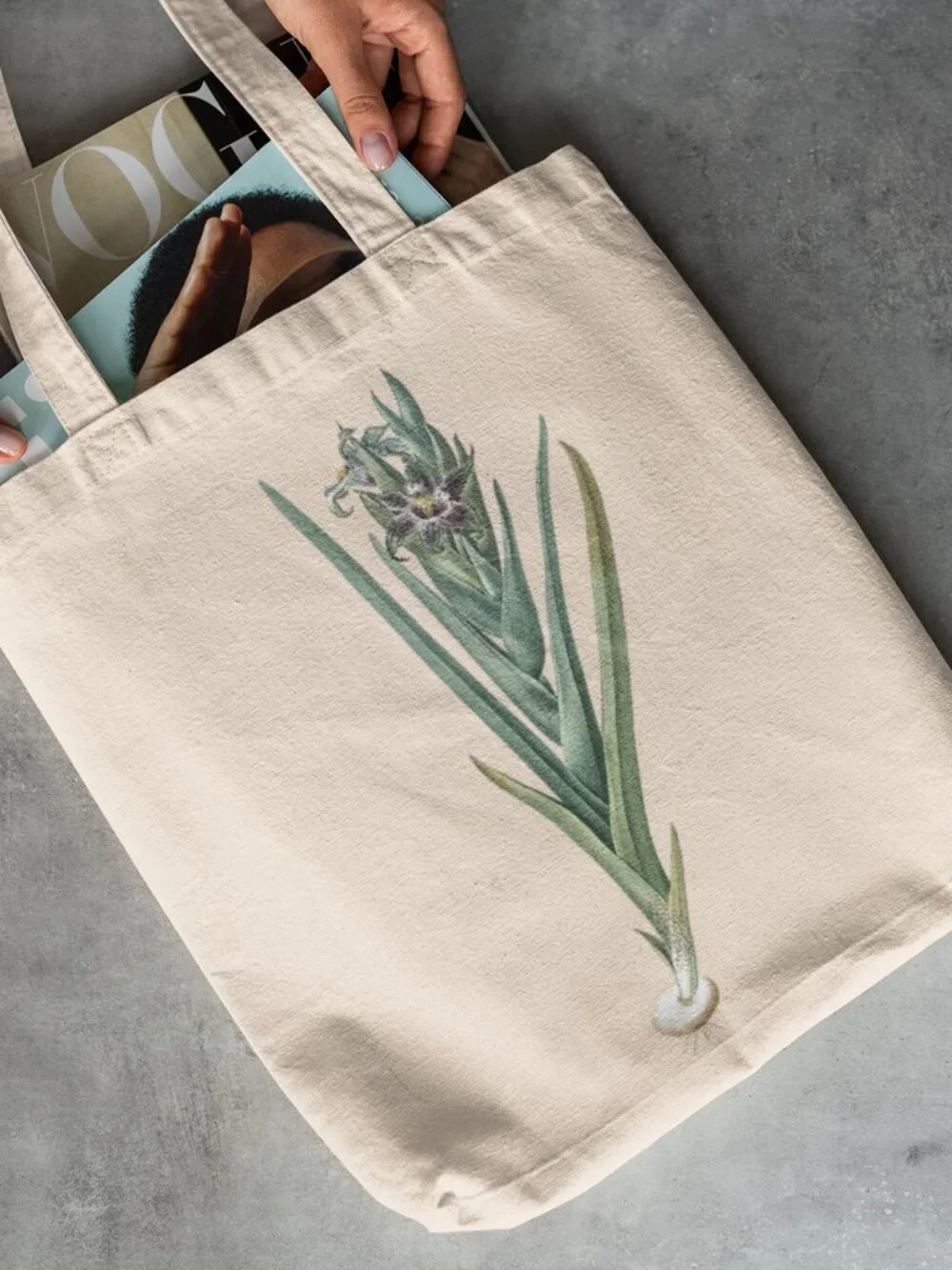 Spider Iris Vintage Floral Print Graphic Canvas Tote Bag